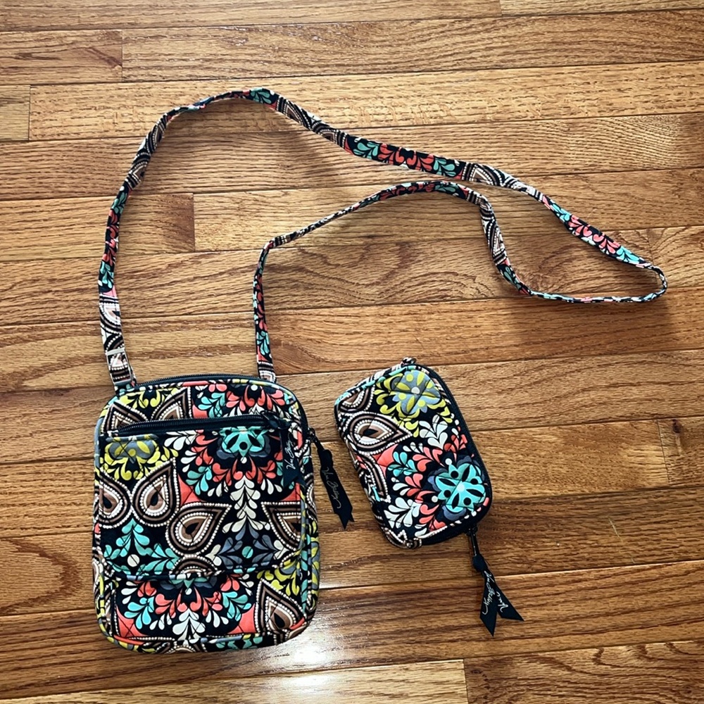 VERA BRADLEY SHOULD/CROSSBODY BAG WITH WALLET - Picture 1 of 11